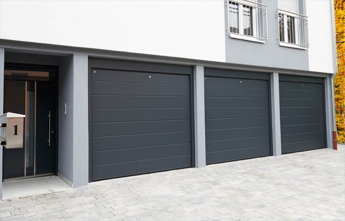 Medium panel - Smooth RAL7016 (anthracite grey) - V3000