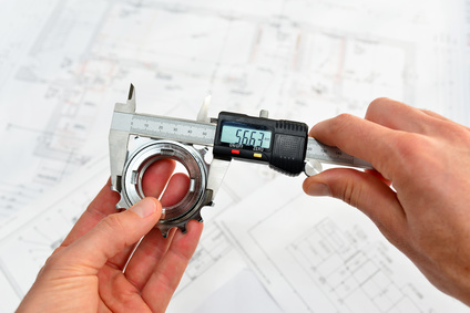 Feinwerkmechaniker/ -in (© industrieblick - fotolia) Feinwerkmechaniker/ -in (© industrieblick - fotolia)